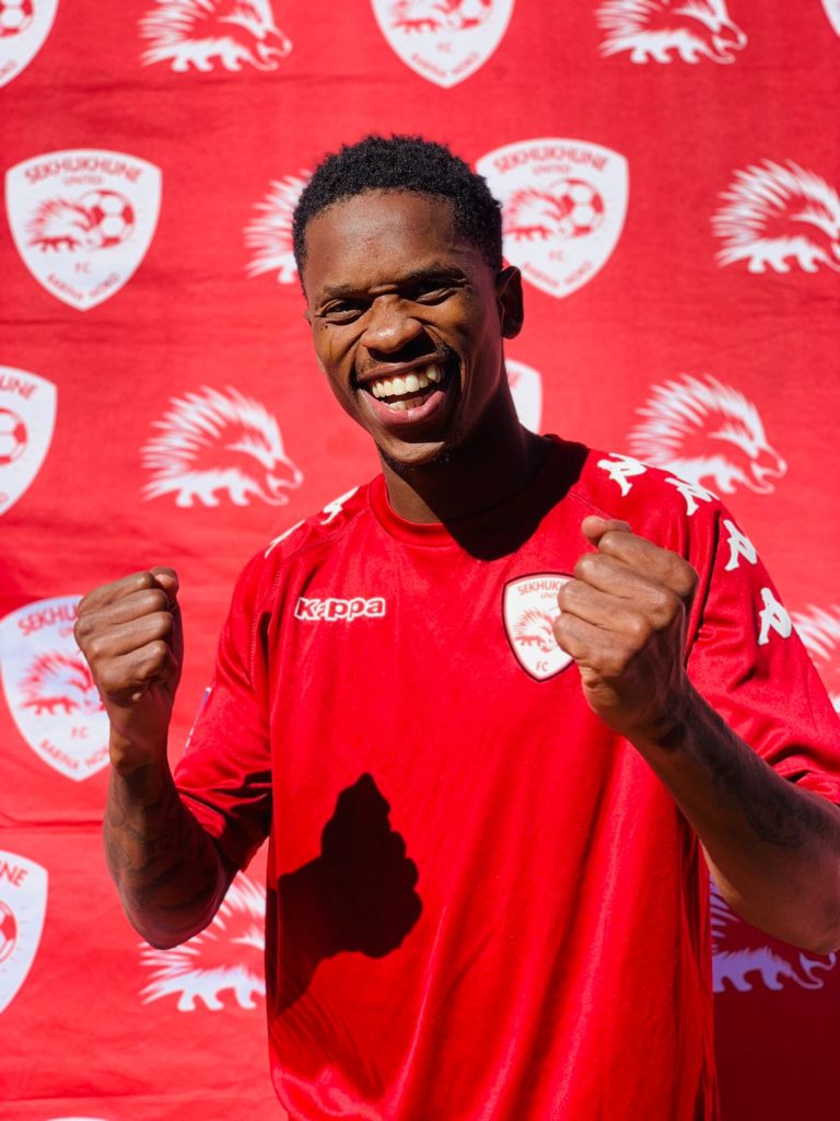 Pornoda yechingan etuk ayol